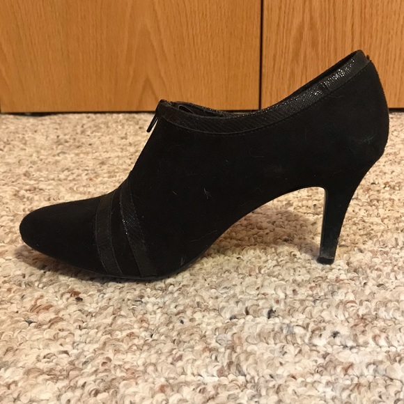 Heel Booties - Picture 3 of 4